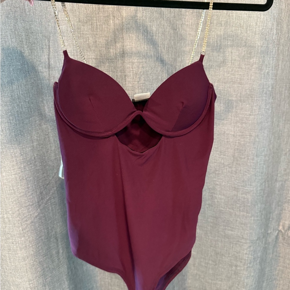 Day G Elegant Purple Bodysuit with Chain Straps SZ L